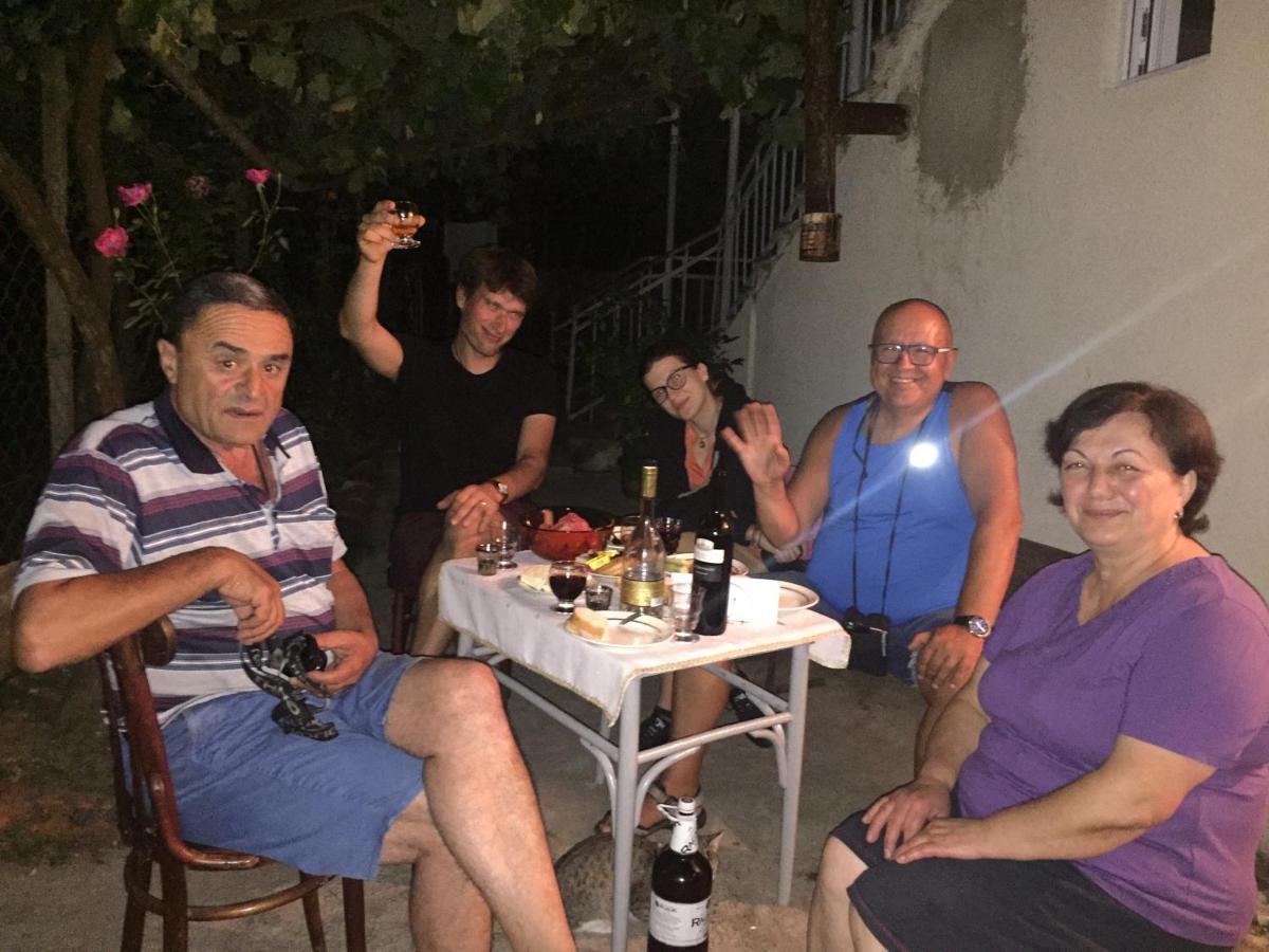 Chiatura Butichi Guest House מראה חיצוני תמונה